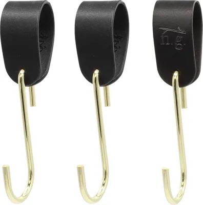 Produktbild von Natural Goods Berlin Garderobenhaken GARD Schlaufe, veganer Kunstlederriemen, Lederschlaufe, Lederband, Schwarz, mit GARD Haken FLAT in Gold, 3 Stück