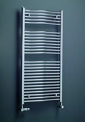 Produktbild von Badheizkörper Chrom Chromheizkörper elegante Biegung XIMAX C3 Höhe 1172 mm, Breite 600 mm 617 Watt