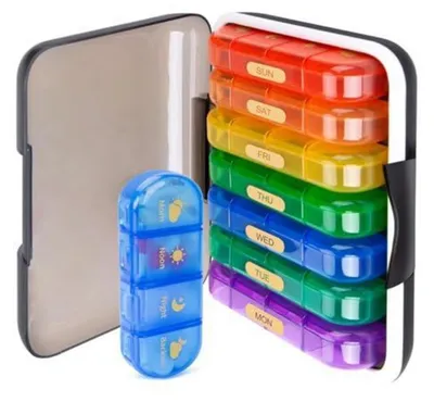 Immagine prodotto di Organizzatore per pillole, 7 giorni, 4 scomparti, portatile, senza BPA, contenitore per farmaci, multicolore, 28 scomparti