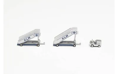 Produktbild von Herpa 571883 - 1/200 KLM historic passenger stairs (2) with tractor (1)
