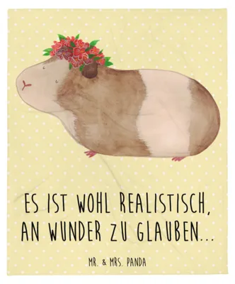 Produktbild von Mr. & Mrs. Panda Bettdecke Meerschweinchen Weisheit - Gelb Pastell - Geschenk, Spruch, Plaid, Warme Decke, Wohndecke, Blumenkind, Kuscheldecke, Wunder, Wunderland