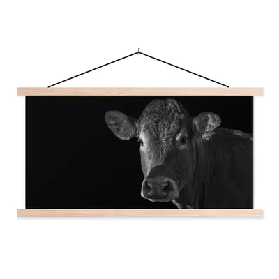 Produktbild von MuchoWow® Textilposter Kuh - Tiere - Schwarz - Weiß - Porträt 120x60 cm mit holzfarbenen Rahmen - Klemmleiste
