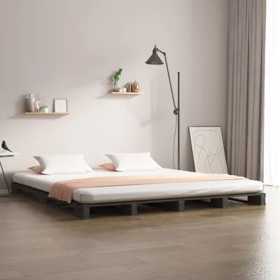 Produktbild von The Living Store Palettenbett Grau 120x200 cm Massivholz Kiefer