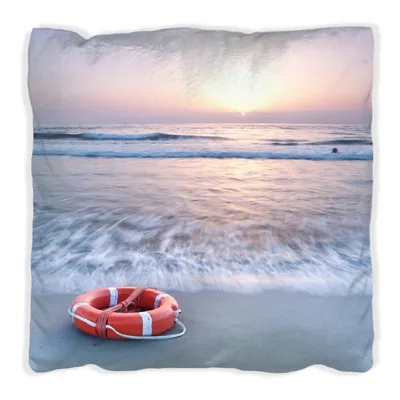 Produktbild von Wallario Premium Kissen, weiche Oberfläche, mit Motiv Rettungsring am Strand bei Sonnenuntergang, Größe: 60 x 60 cm, mit weißer Rückseite