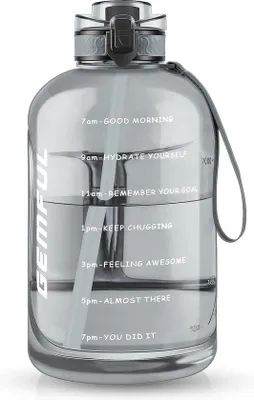 Produktbild von Famanu Trinkflasche 3 Liter mit Strohhalm und Zeitmarkierung - BPA-frei