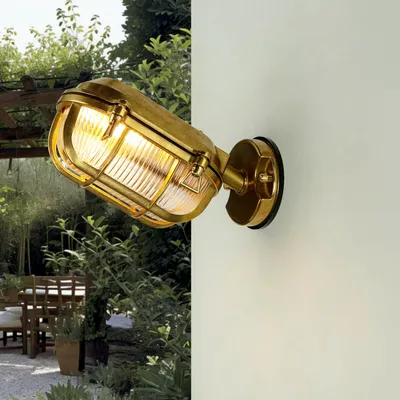 Produktbild von Schiffslampe Messing Glas Schirm geriffelt IP64 rostfreie Wandlampe Außenleuchte Haus Balkon