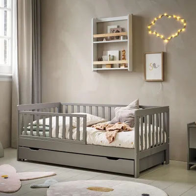 Produktbild von Petite Amélie Kinderbett Plume - 70x140 cm - Grau - mit Lattenrost – Perfekt nach dem Babybett