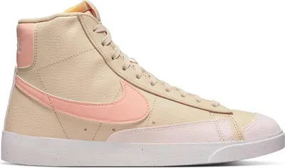 Produktbild von Nike Sneakers FB0780-100 in WHITE color size 38.5