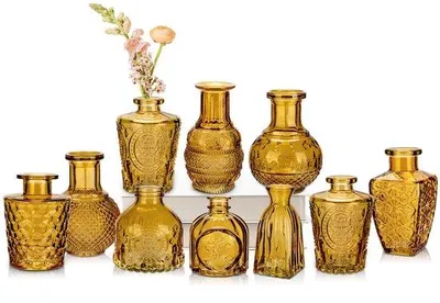 Image de Petit vase décoratif vintage en verre pour la table
