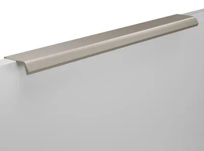 Obrázek produktu pro Madlo na nábytek vyrobené z zinkového slitinového materiálu (zamák), rozteč otvorů 160 mm, povrchová úprava niklová