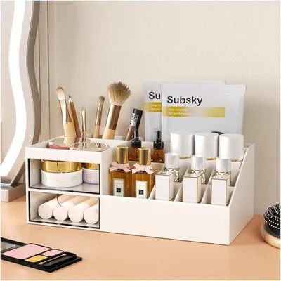 Imagen del producto de Organizador de maquillaje Unyqoos® con cajones: caja compacta de cosméticos blanca, fabricada en PP y acrílico, que ofrece un almacenamiento eficiente para maquillaje, brochas y joyas