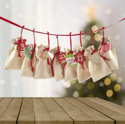 Image de Kit pour faire son propre calendrier de l'avent en sacs de jute