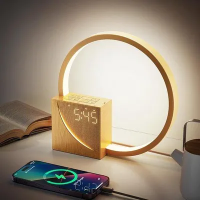 Productafbeelding van Led-bedlampje met Wekker en USB-oplaadaansluitingen - Touchscreen Dimbaar - Wake-up light met Twee Alarmen en 10 Natuurlijke Geluiden - Voor Volwassenen en Kinderen - 3 Helderheidsniveaus voor Slaapkamer