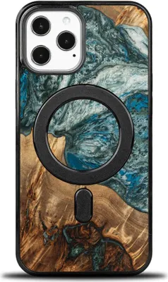Produktbild von Bewood Unique Case für iPhone 12 Pro Max - Planeten - Erde mit MagSafe