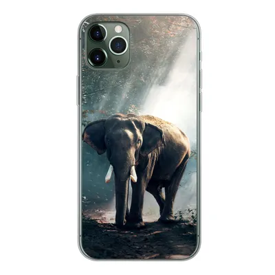 Produktbild von MuchoWow® Handyhülle Schutzhülle Hülle für iPhone 11 Pro Max Elefant - Tiere - Licht - Wald - Natur - Wildtiere Silikon Softcase Handy Hülle - Schutz