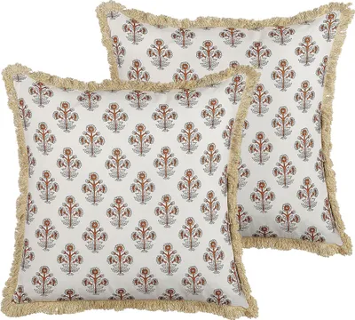 Obrázok produktu pre BELIANI Sada 2 dekoratívnych vankúšov biela viacfarebná bavlna 45 x 45 cm kvetovaný vzor so strapcami štvorcový tvar moderný štýl doplnky