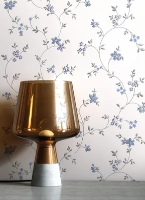 Produktbild von NEWROOM Tapete Blau Vliestapete Blumen - Vintage Floral Grau Weiß Blätter Blüten Blumentapete Romantisch Blumenmuster