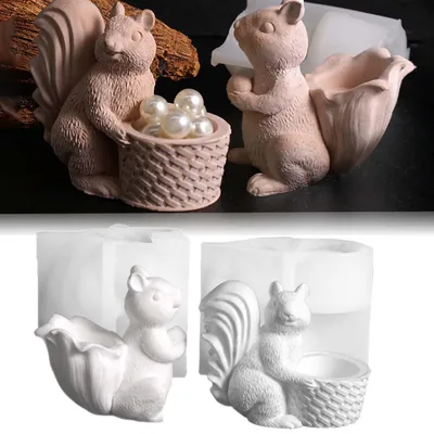 Image de Moule en silicone représentant un écureuil avec des pommes de pin