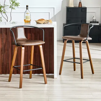 Image de Ensemble de 2 tabourets de bar avec accoudoirs, hauteur d'assise 42 cm. Tabourets rembourrés en tissu "teddy" et simili cuir PU, style scandinave. Idéal comme tabouret de bar, tabouret de cuisine pour cuisine et bar, couleur crème/marron