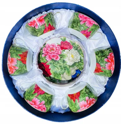 Zdjęcie produktu dla Porcelana cienka do kawy 6 szt filiżanka spodek złoty rant kwiat 250ml prez