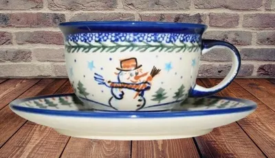 Produktbild von Bolesławiec Keramik Tasse mit Untertasse DU69