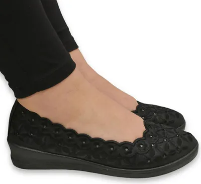 Obrázok produktu pre Dámske čierne mokasíny LILLY