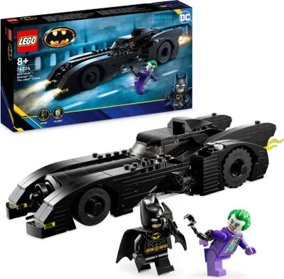 Produktbild von LEGO 76224 DC Batmobile: Batman verfolgt den Joker Set, Batmobil-Spielzeugauto von 1989 mit 2 Minifiguren, Automodell des Dark Knight mit Batarang, Superhelden-Geschenk für Kinder, Jungen und Mädchen