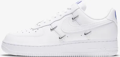 Produktbild von Nike Wmns Air Force 1 '07 Lx - bílá/bílá-hyper royal-černá, Größe:8