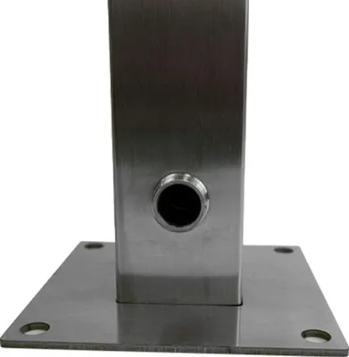 Produktbild von Wassersäule eckig aus Edelstahl – inkl. Hahn & Schlauchhalter