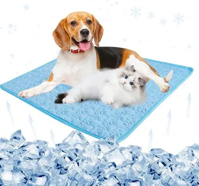 Produktbild von Famanu Kühlmatte für Hunde und Haustiere - Selbstkühlend und Atmungsaktiv