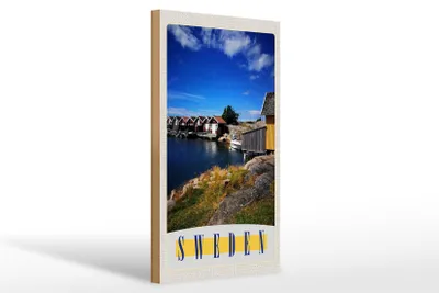 Produktbild von Holzschild Reise 20x30cm Schweden Meer Häuser Boote