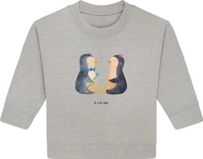 Produktbild von Mr. & Mrs. Panda Organic Baby Pullover Pinguin Pärchen 6. - 12. Monat - Heather Grey - Geschenk, Pinguine, Liebe, Bullover, Hochzeitsgeschenk, Hochzeit, Verknallt