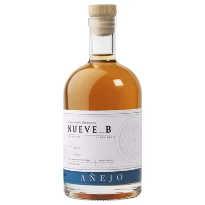 Produktbild von Tequila Nueve B Añejo 38% vol. 0,7l