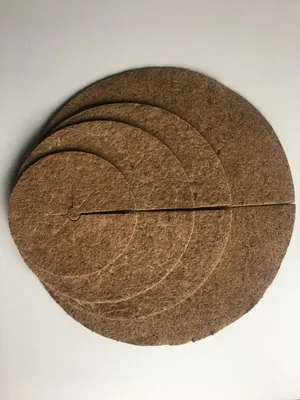 Produktbild von Kokosscheibe (25 cm) Frostschutz für Topfpflanzen & Kübel – Kokosmatte Winterschutz, atmungsaktive Mulchscheibe, Pflanzenschutz aus Naturkokos
