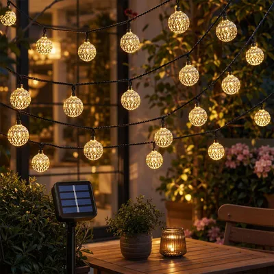 Solar-LED-Lichterkette 12 m, 100 LEDs, warmweiß, 8 Modi