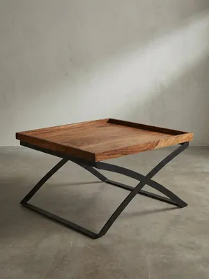 Produktbild von Quadratischer Couchtisch im Industrial-Stil, Sheesham & Eisen. 63x63x39 cm | Kadima Design