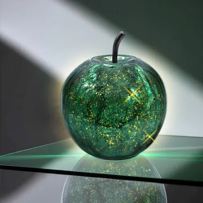 Immagine prodotto di LED crackle glass apple 16 cm - verde metallizzato - frutta decorativa in vetro crepato