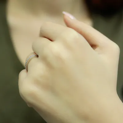 Produktbild von 0,38 Carat Diamant rundum Memoire Ring 14 Karat Weißgold - 60 (19,10 mm)