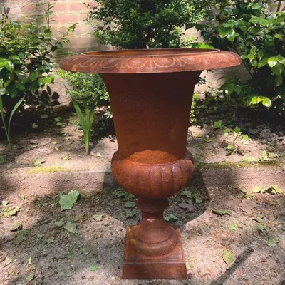 Produktbild von Casa Padrino Barock Gusseisen Blumentopf Rost H. 62 cm - Barockstil Garten Deko