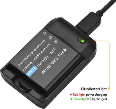 Zdjęcie produktu dla Ładowarka CS-40-C z diodą LED + 2 akumulatory NP-40 3,7 V 850 mAh Kabel USB do ładowania