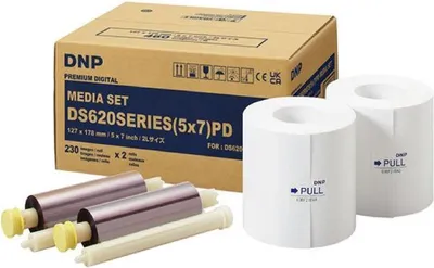 Produktbild von DNP Papier DM57620 2 Rollen 230 St 13x18 für DS620