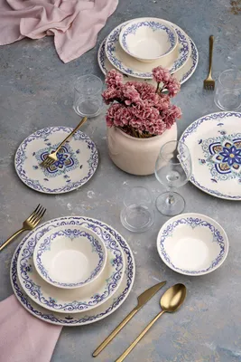Obrázok produktu pre Hermia Concept, kvalitná 24-dielna sada riadu, 100 % keramika | 6 servírovacích tanierov (25 x 25 x 2,5 cm), 6 tanierov (21 x 21 x 3,5 cm), 6 misiek (14 x 14 x 4,5 cm), 6 dezertných tanierov (19 x 19 x 2 cm) | Vhodné do umývačky riadu a mikrovlnnej rúry.