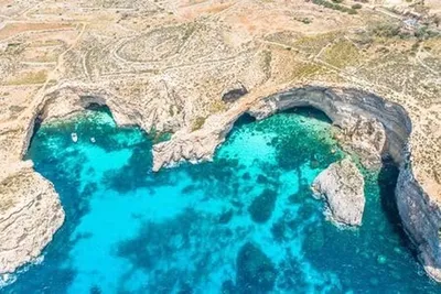 Productafbeelding van Canvasafbeelding 110 x 70 cm van Drone Luchtzicht Lagoon