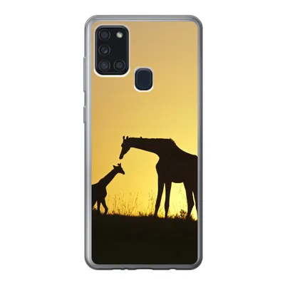 Produktbild von MuchoWow® Handyhülle Schutzhülle Hülle für Samsung Galaxy A21s Giraffe - Scherenschnitt - Kalb Silikon Softcase Handy Hülle - Hartschale