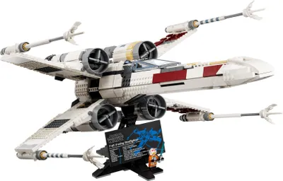 Produktbild von LEGO 75355 X-Wing Starfighter Set, Modellbausatz der Ultimate Collector Series für Erwachsene mit Luke Skywalker-Minifigur und R2-D2 Droidenfigur, The Mandalorian Geschenke für Männer und Frauen