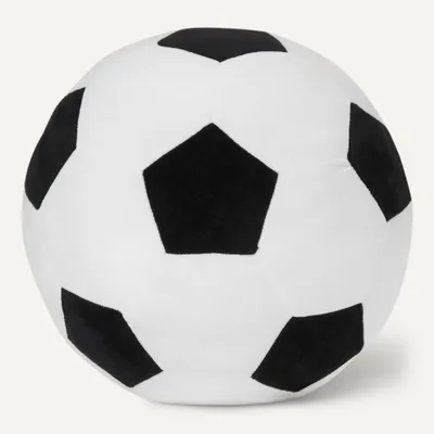 Produktbild von Amazon Basics Fußball Plüschtier Kissen, Sport-Style Spielzeug Stofftier für Bett oder Sofa, Kinderzimmer Deko, Schwarz und Weiß