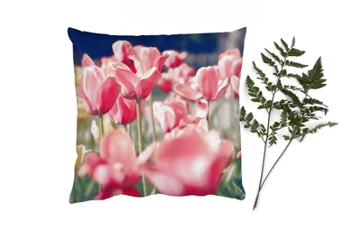 Produktbild von MuchoWow® Zierkissen Sofakissen Wohnzimmer Dekokissen 50x50 cm Tulpen - Blumen - Natur - Komfort - Sofakissen