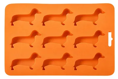 Immagine prodotto di Stampo in silicone a forma di bassotto, color arancione, per caramelle e gelati