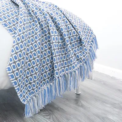 Produktbild von Omgoods - Strickdecke mit Fransen und Karomuster - 230 x 130 cm