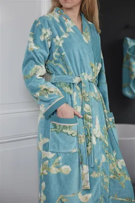 Image de Beddinghouse x Van Gogh Museum Peignoir Bademantel Blossom_Blue_UV_UV_S S 1 Bademantel